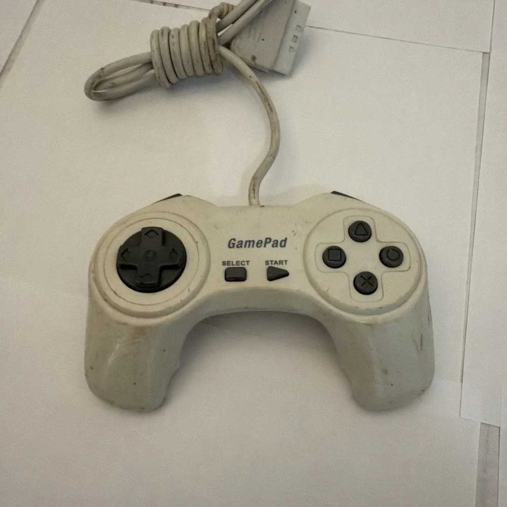 Ps1 And Ps2 Controller Lot Of 6 Mad Catz Dual Force GamePad Gamester Untested